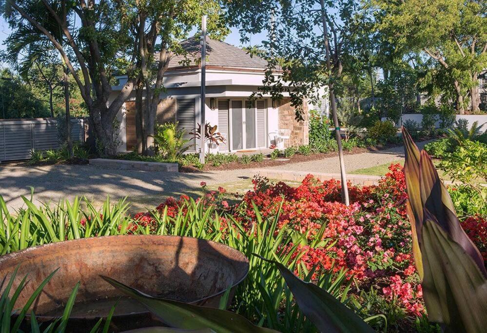 The Gatehouse. Cool Bolthole. Walk To The Marina. Villa English Harbour Exterior photo